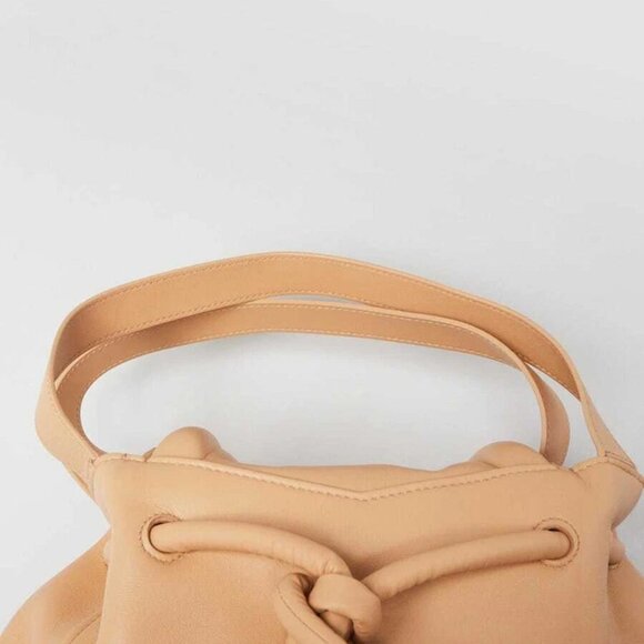 Bottega Veneta Beige Smooth Nappa Leather Beak Flap Bag - Picture 2 of 12